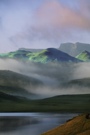 Metsi Masto at dawn